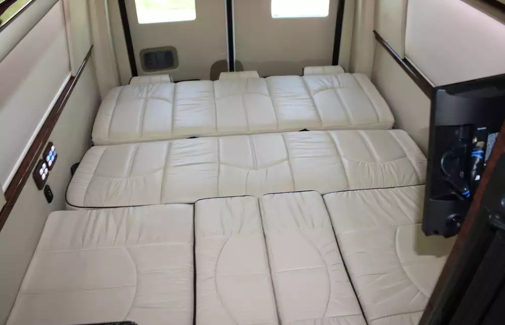 2018 Chinook Countryside MP2 - Image 20