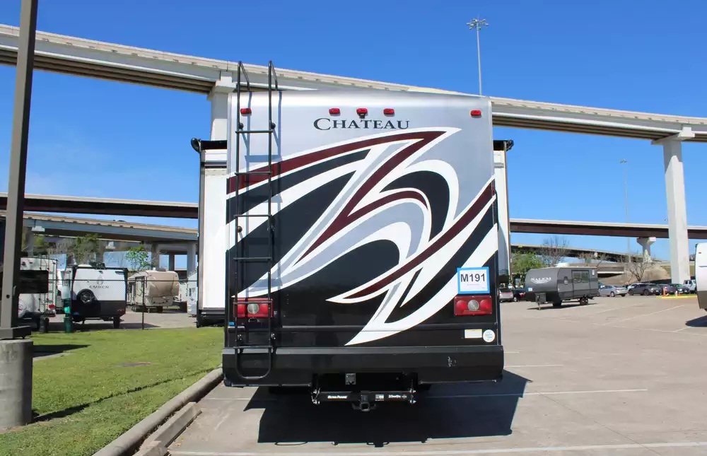 2017 Thor Chateau Super C 35SF - Image 15