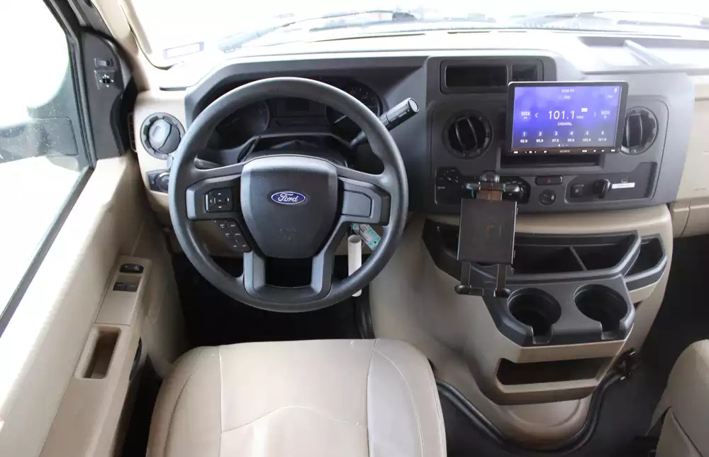 2021 Entegra Coach Esteem 31F - Image 5