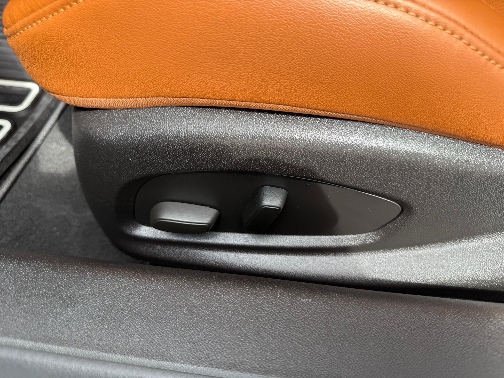 2016 Chevrolet Camaro 2SS - Image 21