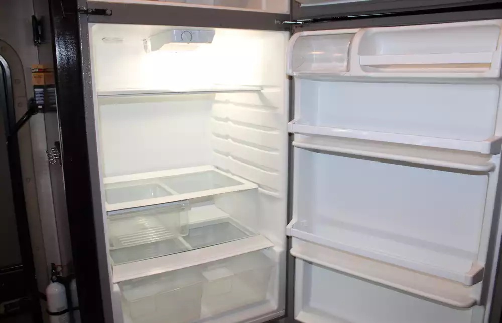 2017 Thor Chateau Super C 35SF - Image 18