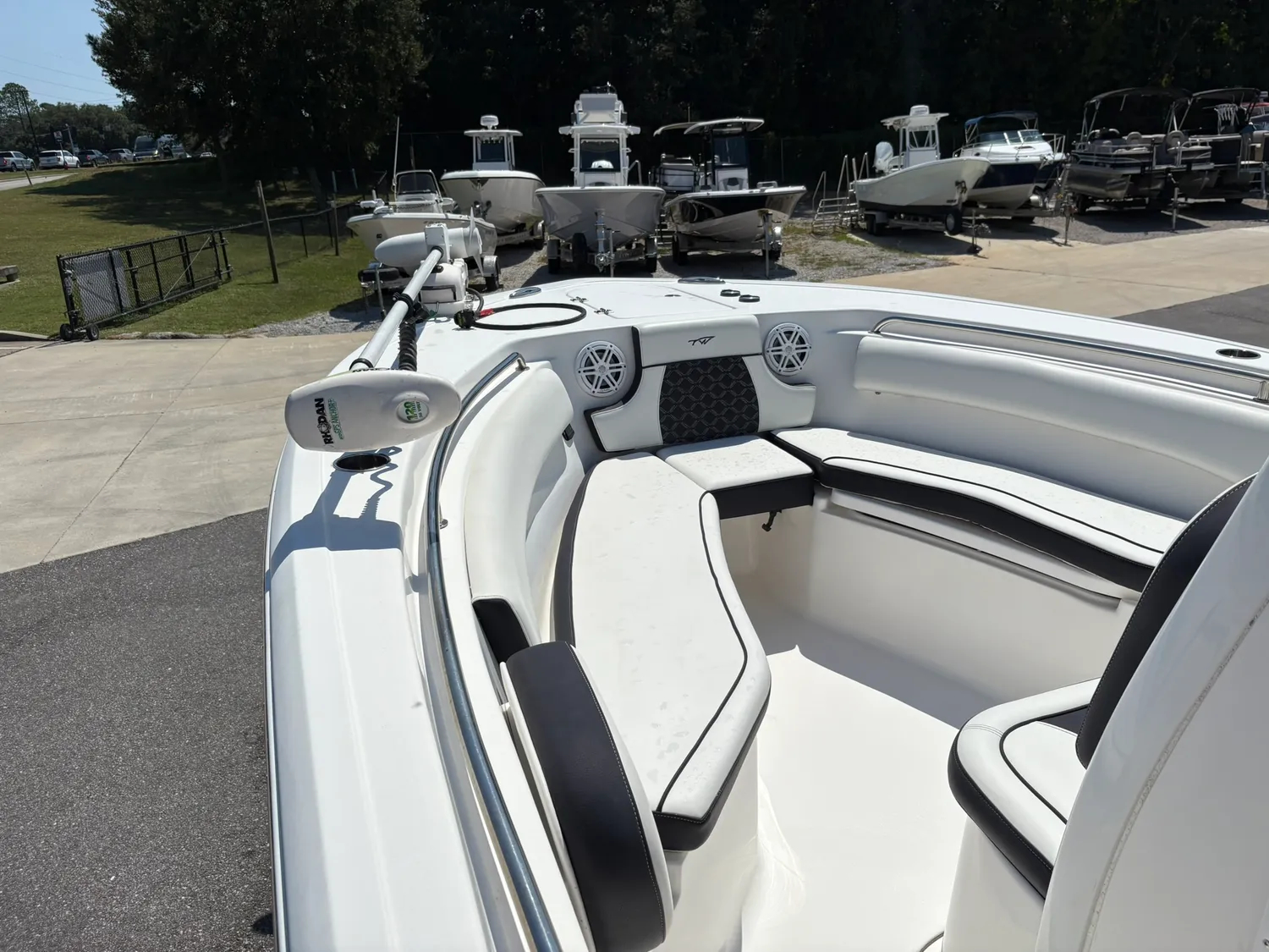 2021 Tidewater 232 Adventure - Image 16