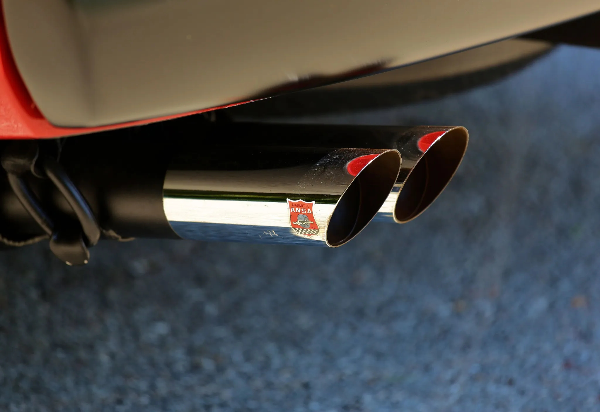 1974 Ferrari 365GT4 2+2 - Image 8