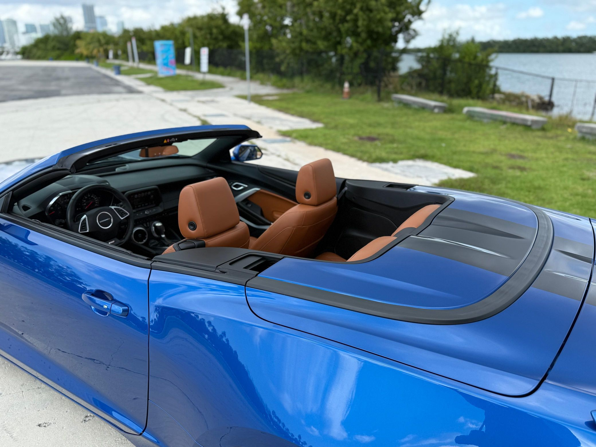 2016 Chevrolet Camaro 2SS - Image 24