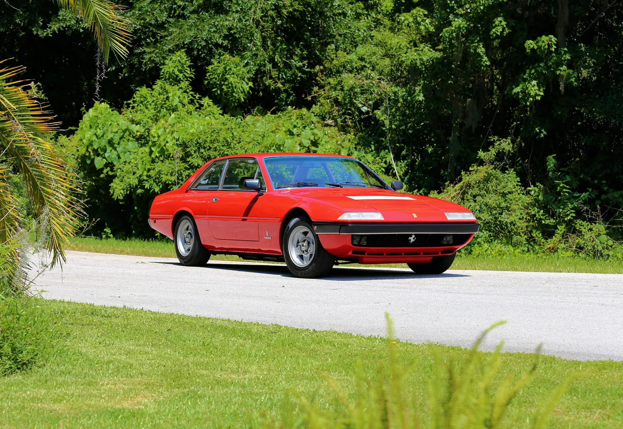 1974 Ferrari 365GT4 2+2 - Image 2
