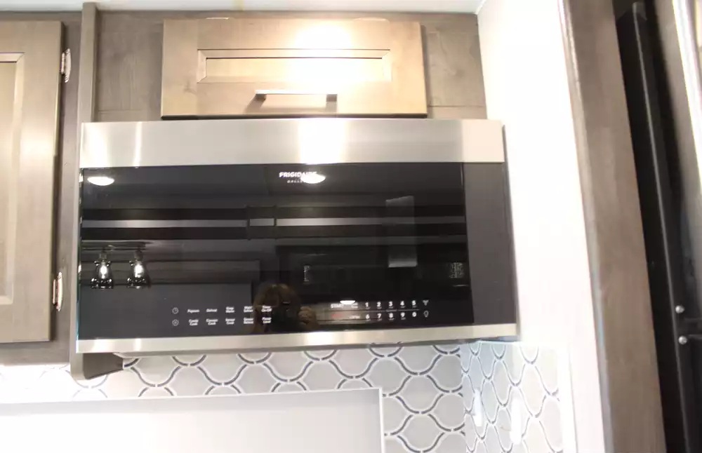 2022 Forest River Coachmen Encore 325SS - Image 24