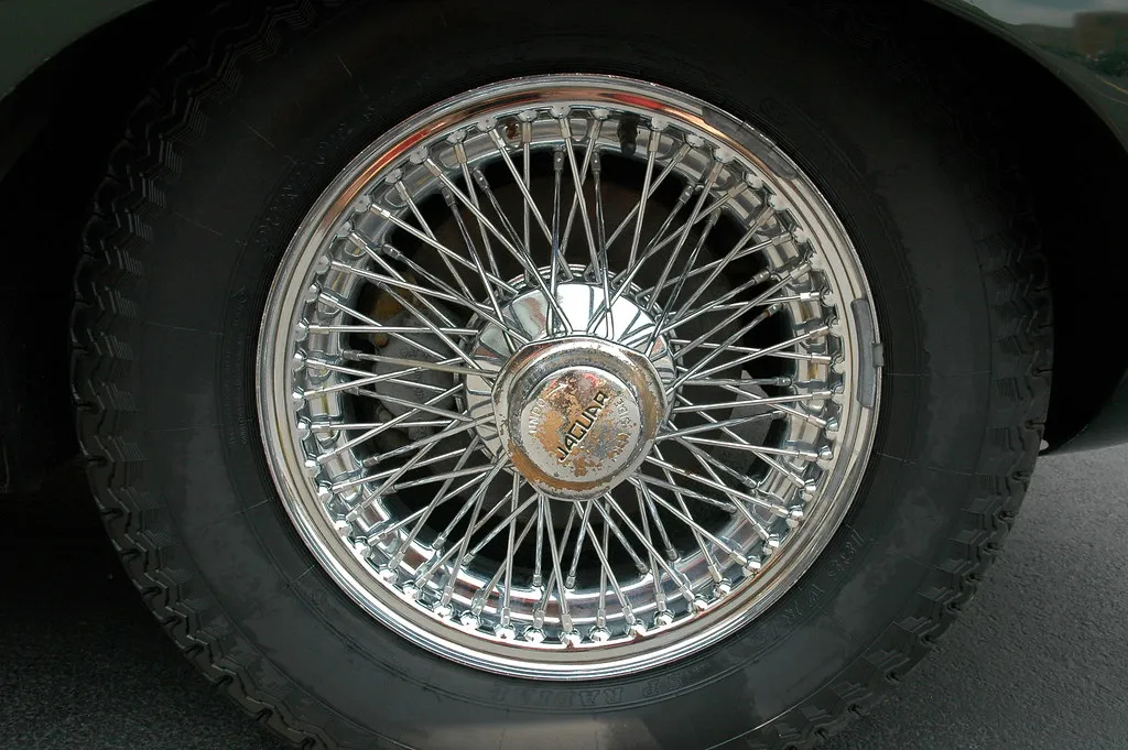 1968 Jaguar E-type 4.2 Roadster Series 1.5 - Image 9