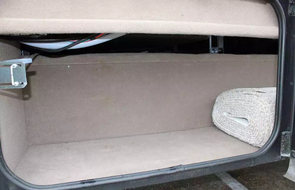 2019 Entegra Coach Emblem 36T - Image 32