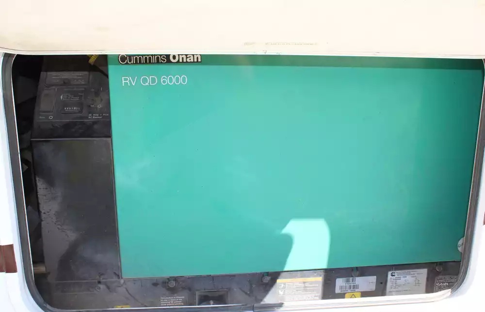 2017 Thor Chateau Super C 35SF - Image 24