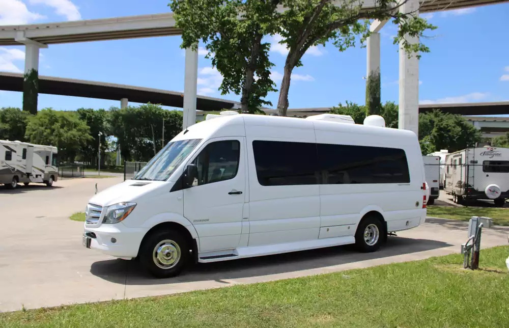 2018 Chinook Countryside MP2 - Image 30