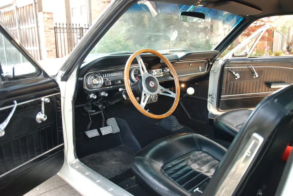 1965 Ford Mustang Fastback - Image 9