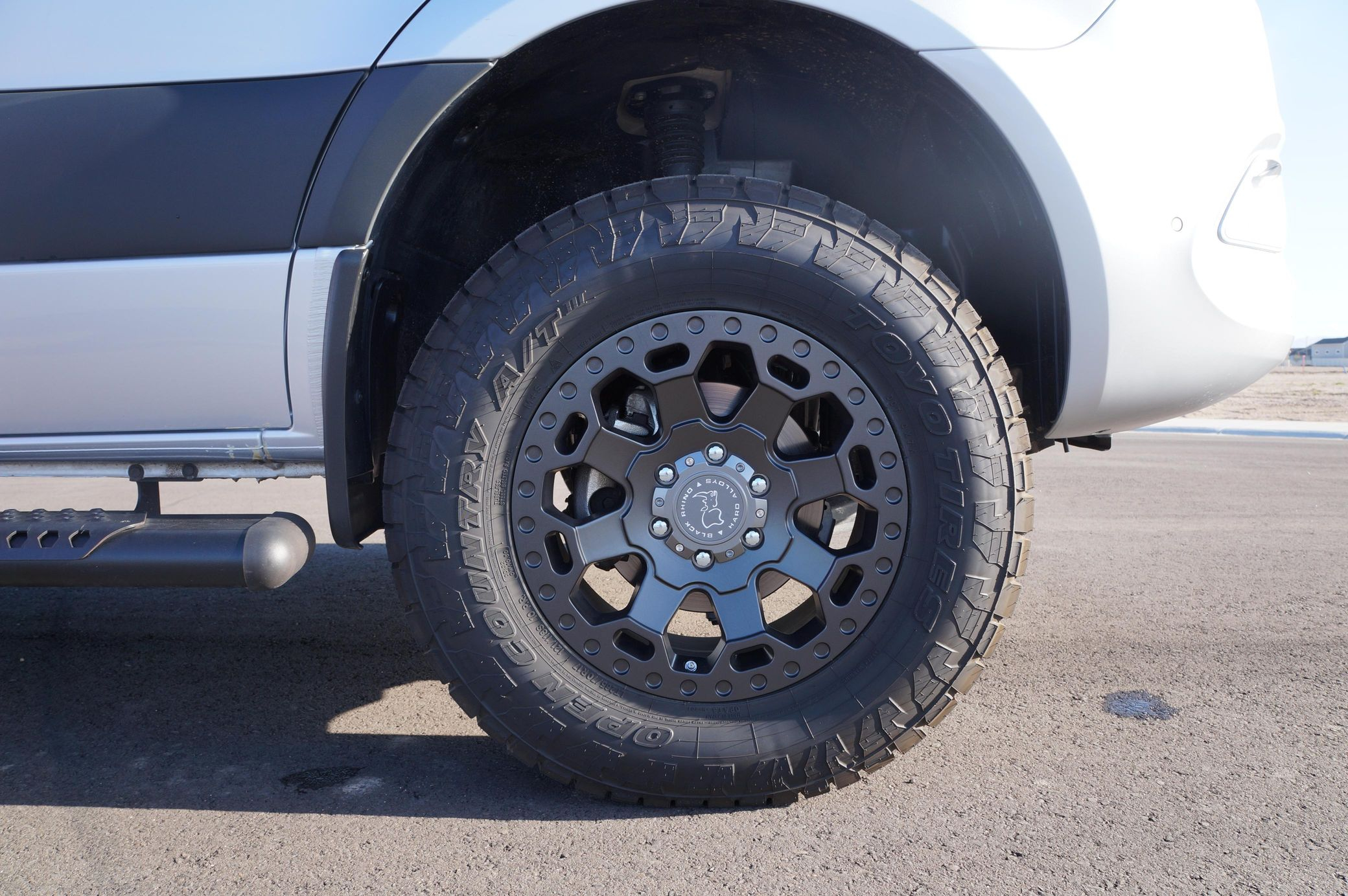 2022 Thor Sanctuary 4x4 - Image 9