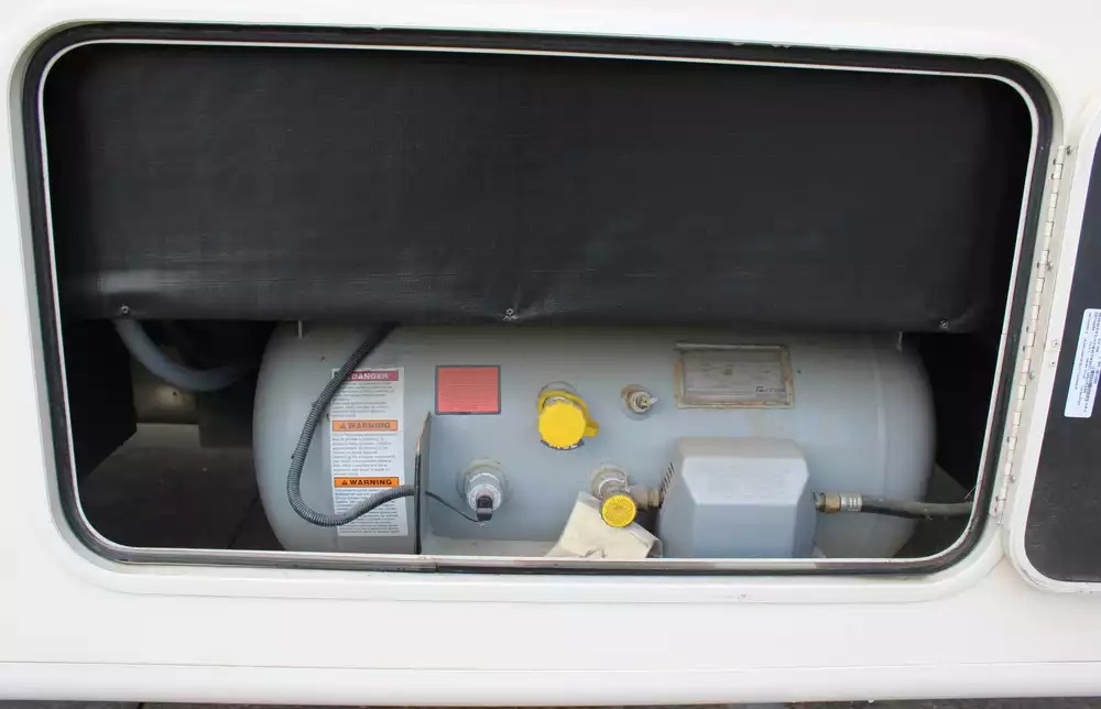 2022 Forest River Coachmen Encore 325SS - Image 29