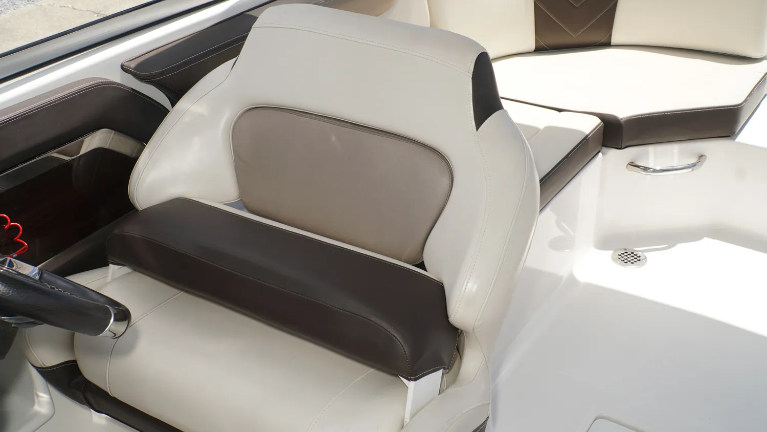 2019 Chaparral 250 Suncoast - Image 35