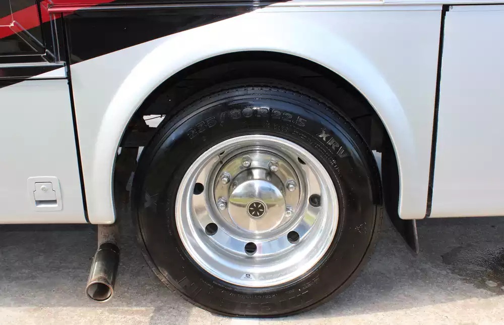 2018 Newmar Bay Star 3113 - Image 34