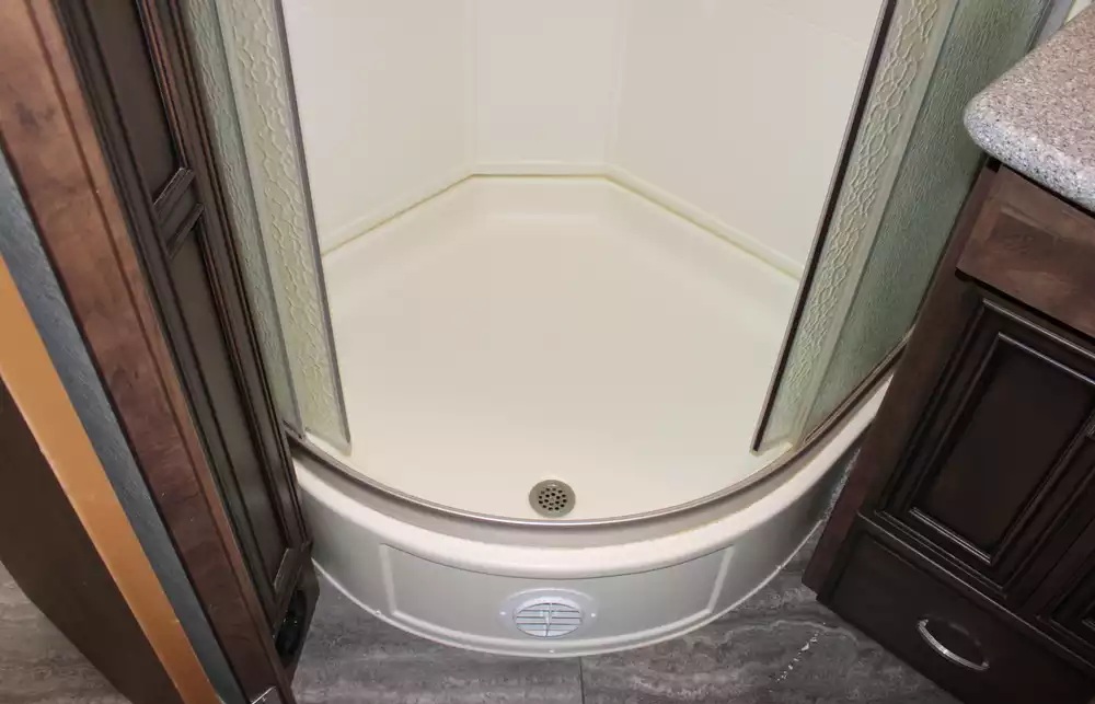 2018 Newmar Bay Star 3113 - Image 36