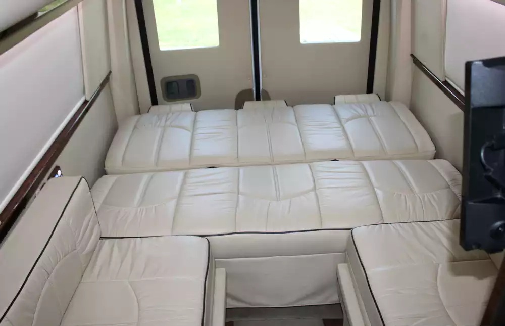 2018 Chinook Countryside MP2 - Image 35