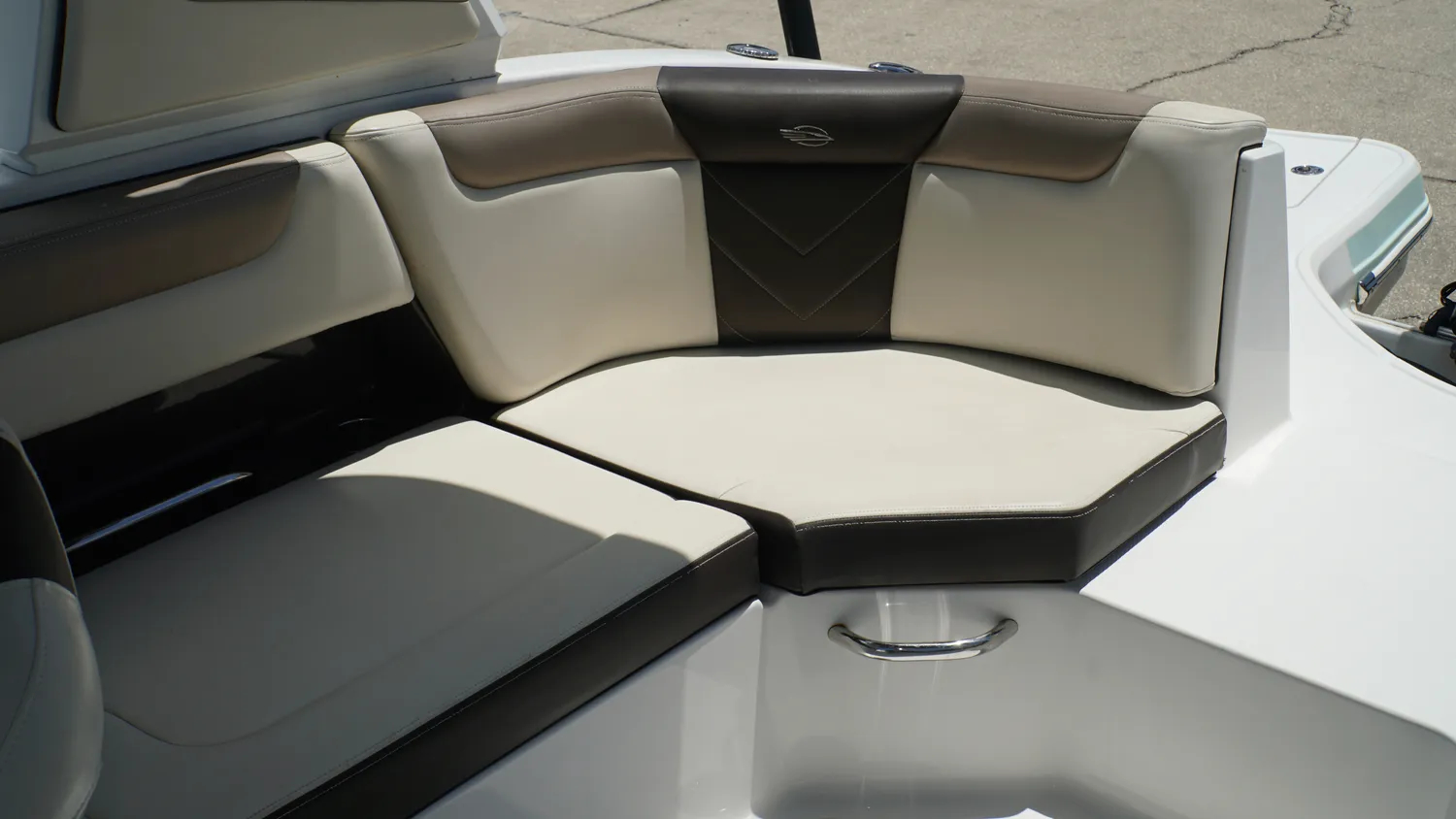 2019 Chaparral 250 Suncoast - Image 38