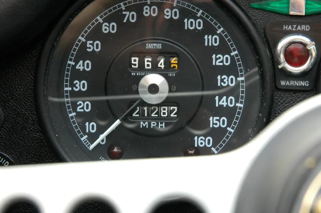 1968 Jaguar E-type 4.2 Roadster Series 1.5 - Image 18