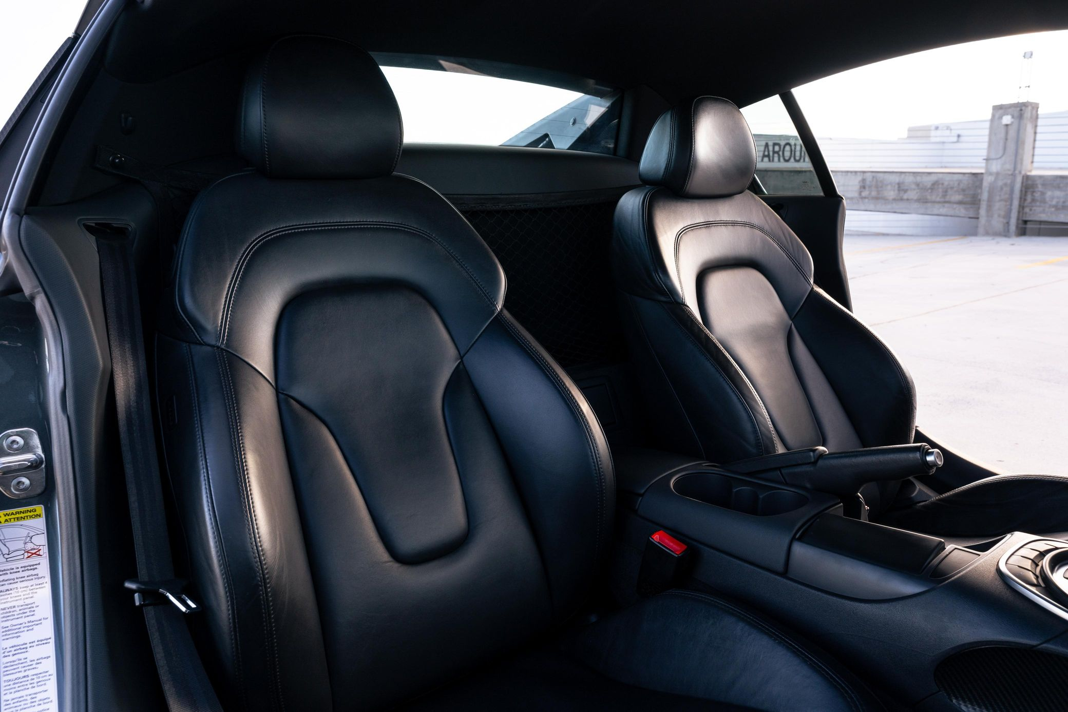 2011 Audi R8 V10 5.2 Quattro - Image 31