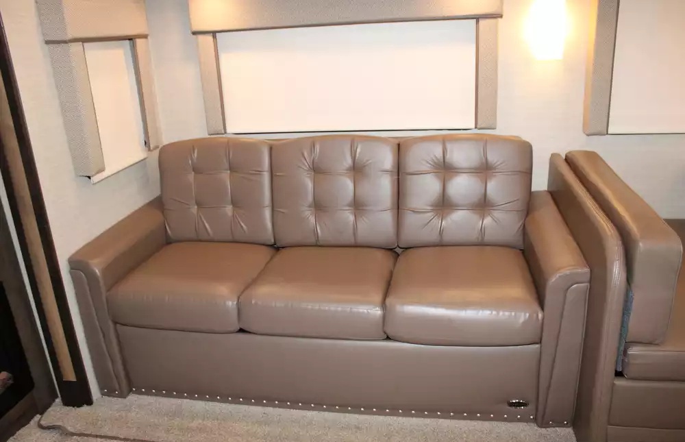 2019 Entegra Coach Emblem 36T - Image 41