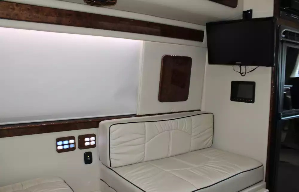 2018 Chinook Countryside MP2 - Image 38