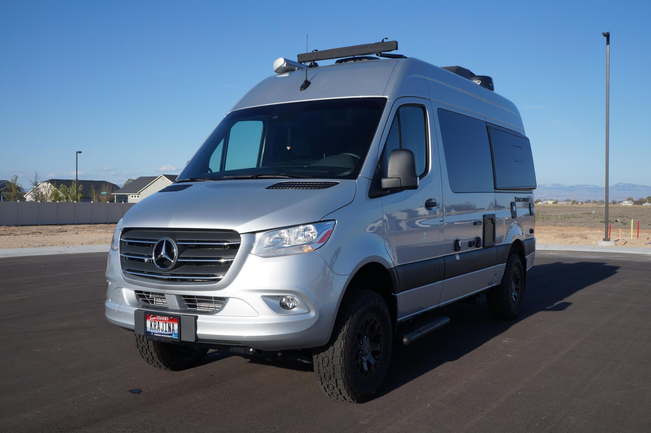 2022 Thor Sanctuary 4x4 - Image 2