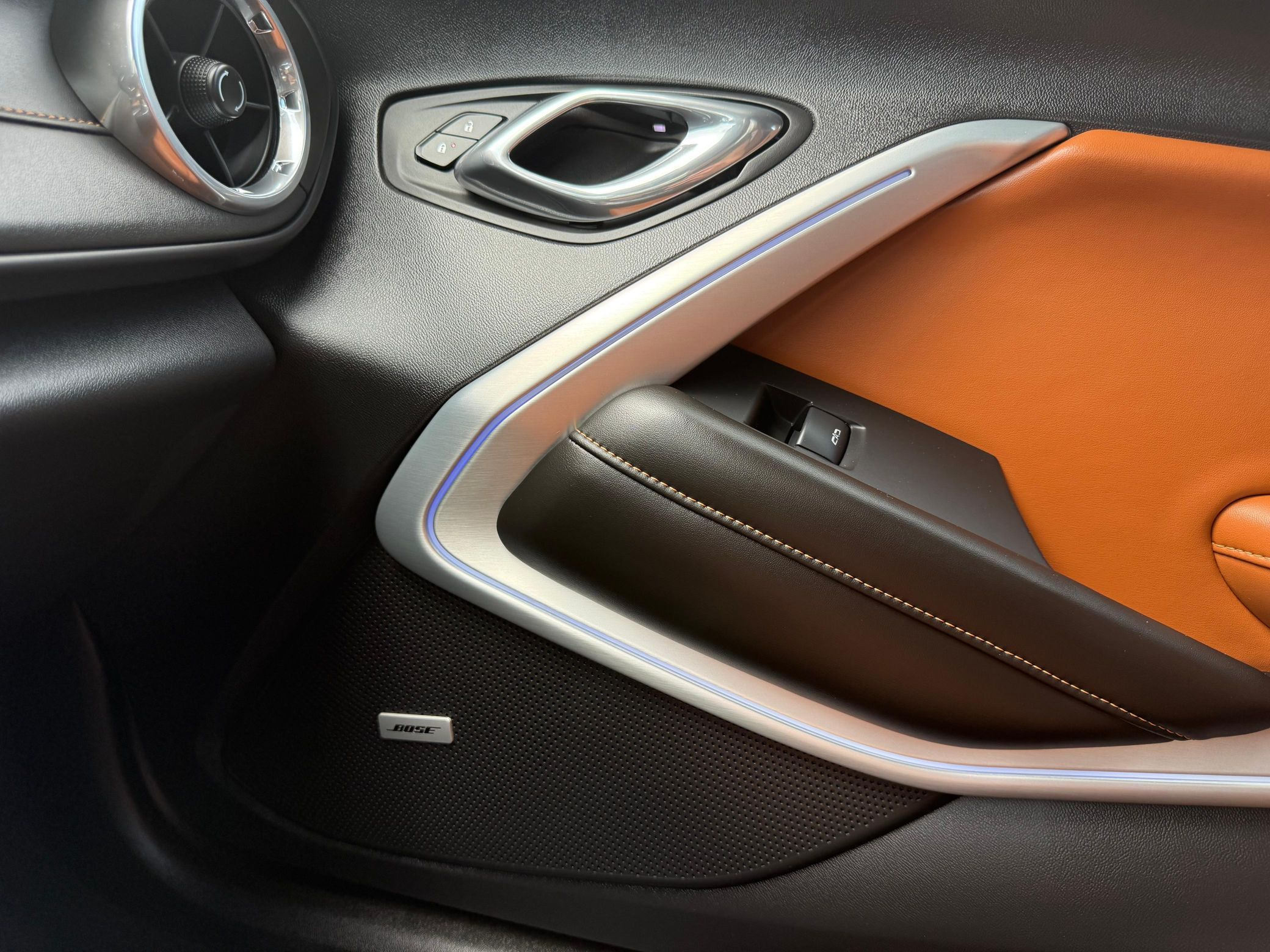 2016 Chevrolet Camaro 2SS - Image 38