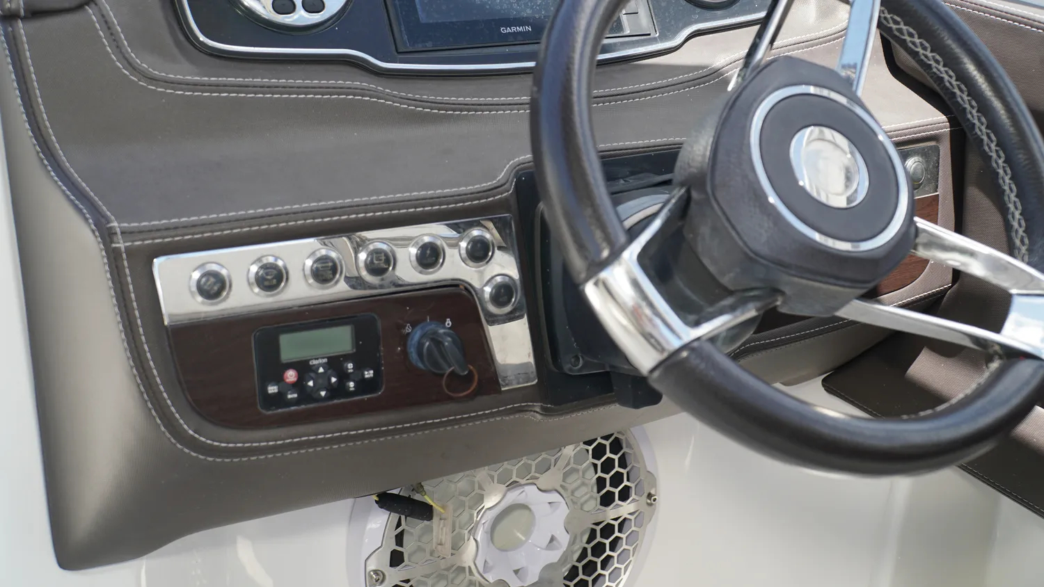 2019 Chaparral 250 Suncoast - Image 7