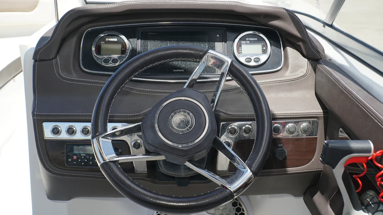 2019 Chaparral 250 Suncoast - Image 8