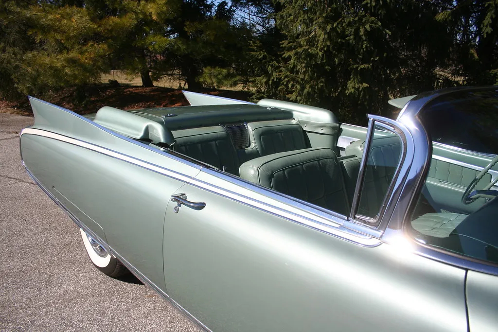 1960 Cadillac Eldorado Biarritz - Image 31