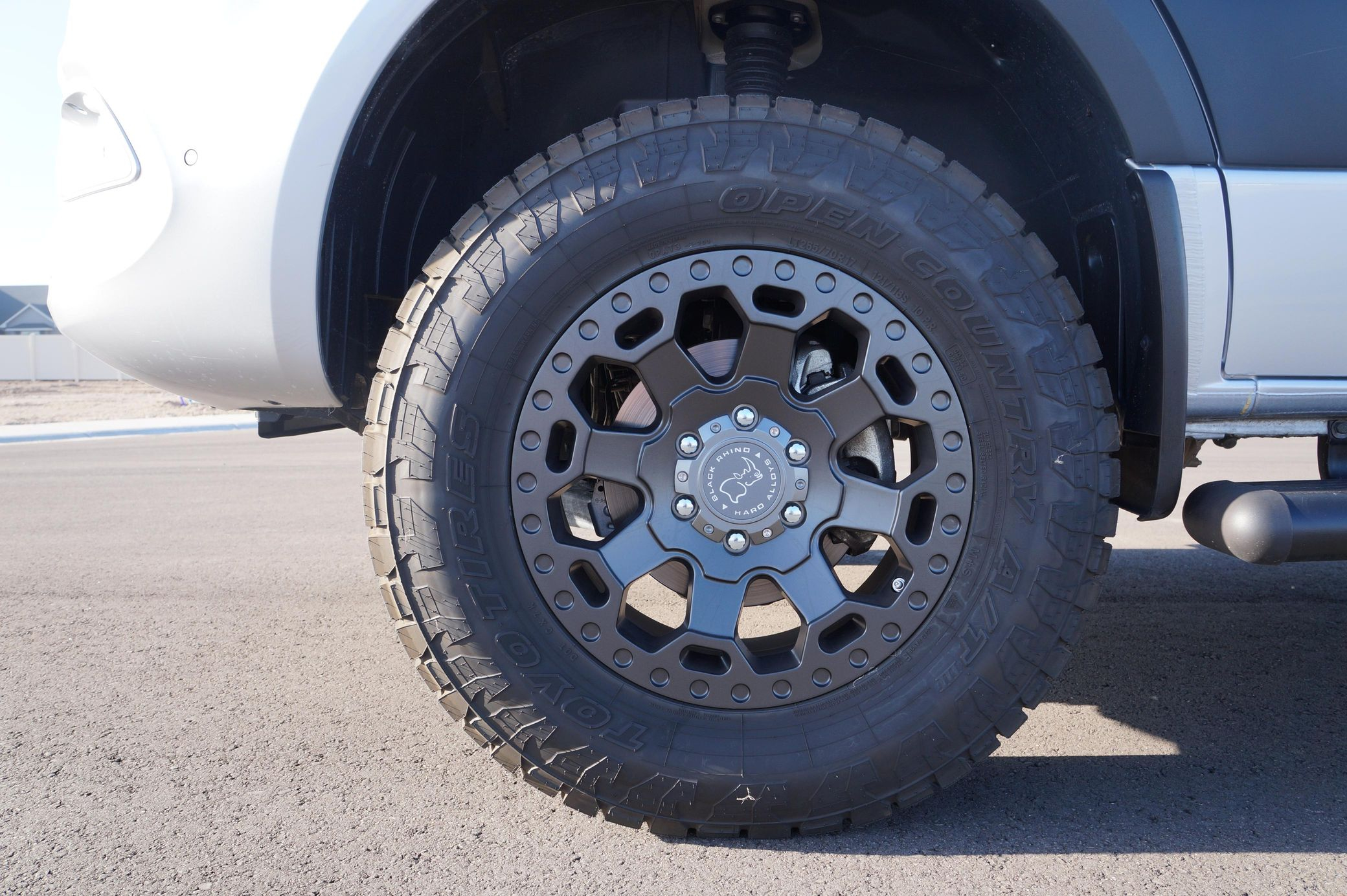 2022 Thor Sanctuary 4x4 - Image 17