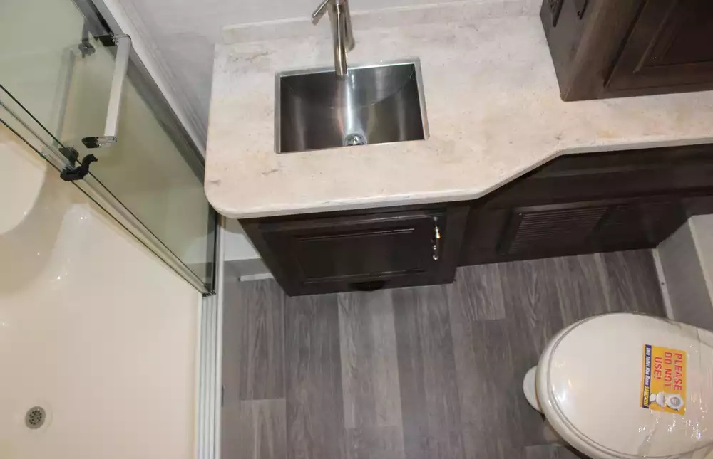 2019 Entegra Coach Emblem 36T - Image 44