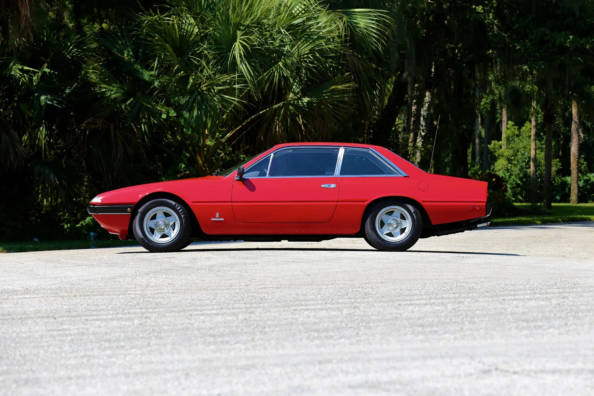 1974 Ferrari 365GT4 2+2 - Image 22