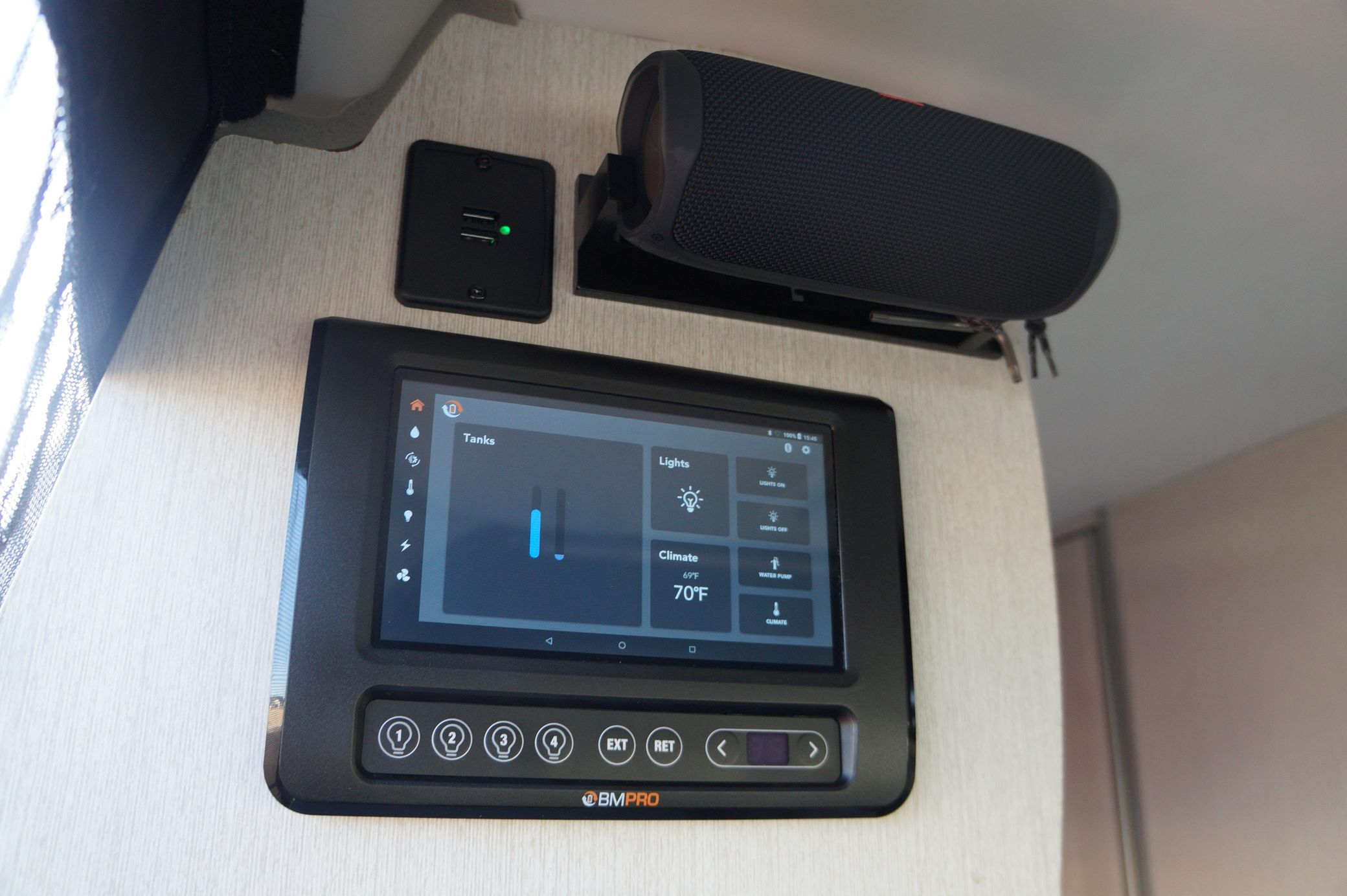 2022 Thor Sanctuary 4x4 - Image 18