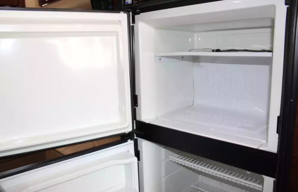 2018 Chinook Countryside MP2 - Image 42