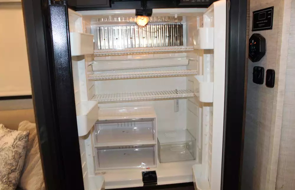 2021 Entegra Coach Esteem 31F - Image 57