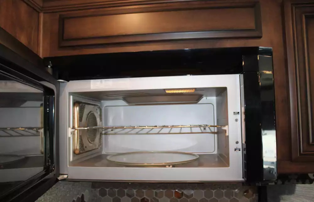 2018 Newmar Bay Star 3113 - Image 44