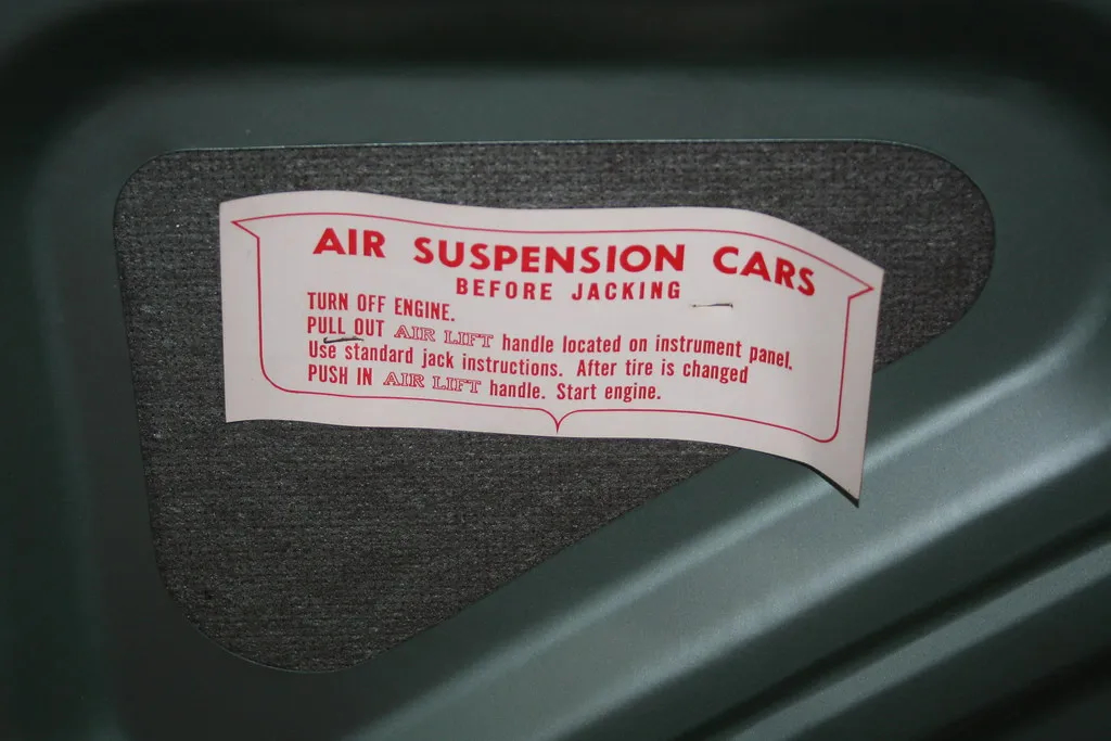 1960 Cadillac Eldorado Biarritz - Image 34