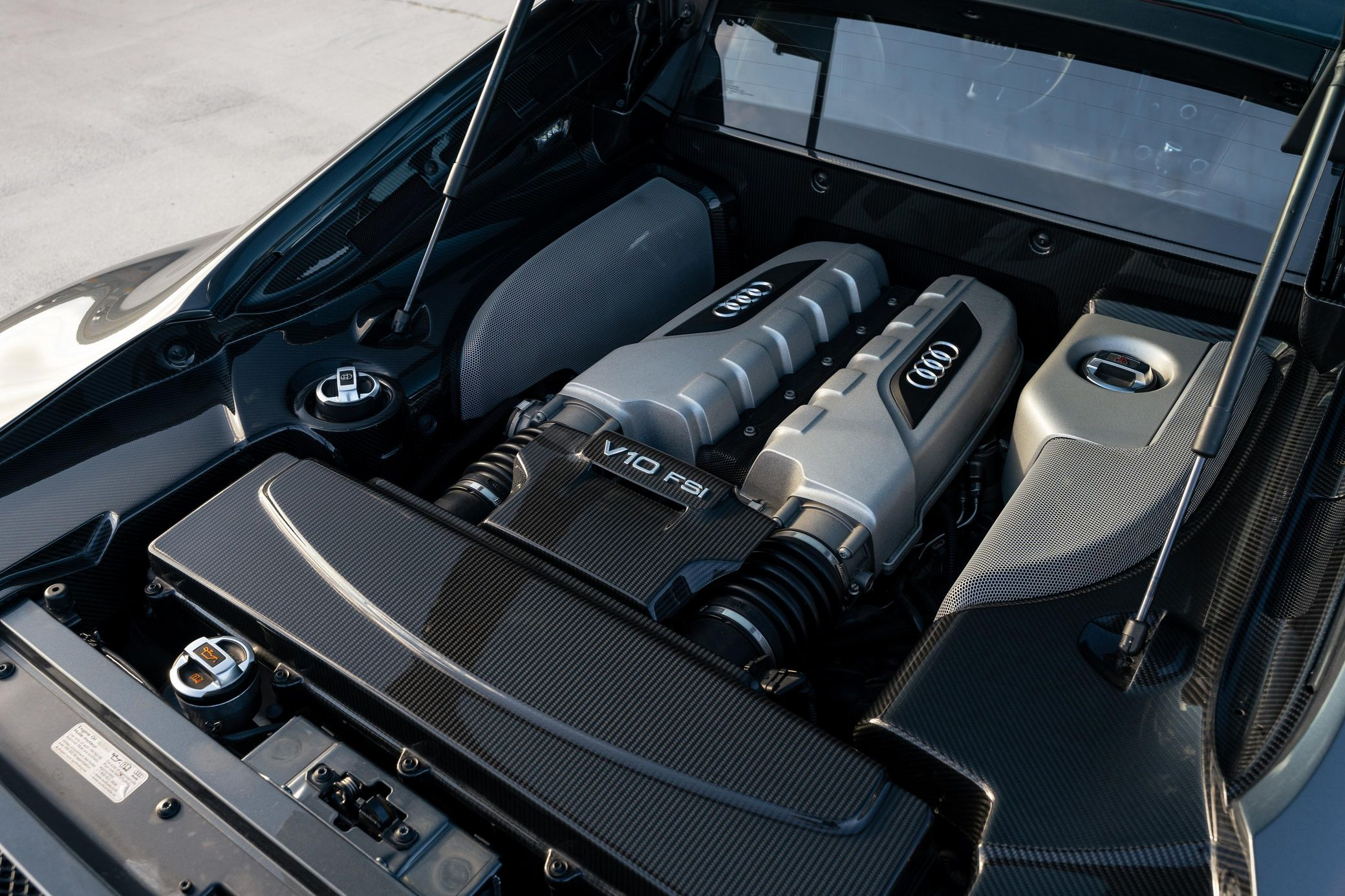 2011 Audi R8 V10 5.2 Quattro - Image 39