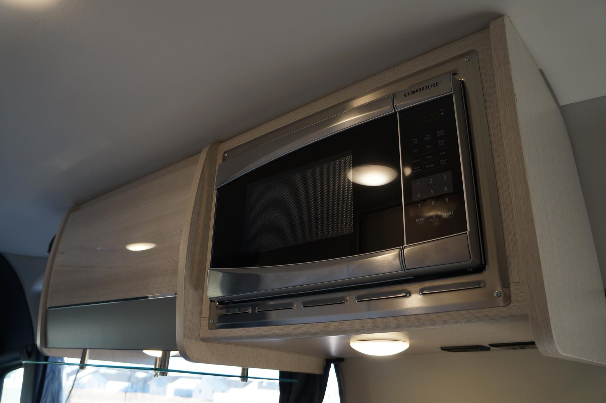 2022 Thor Sanctuary 4x4 - Image 22