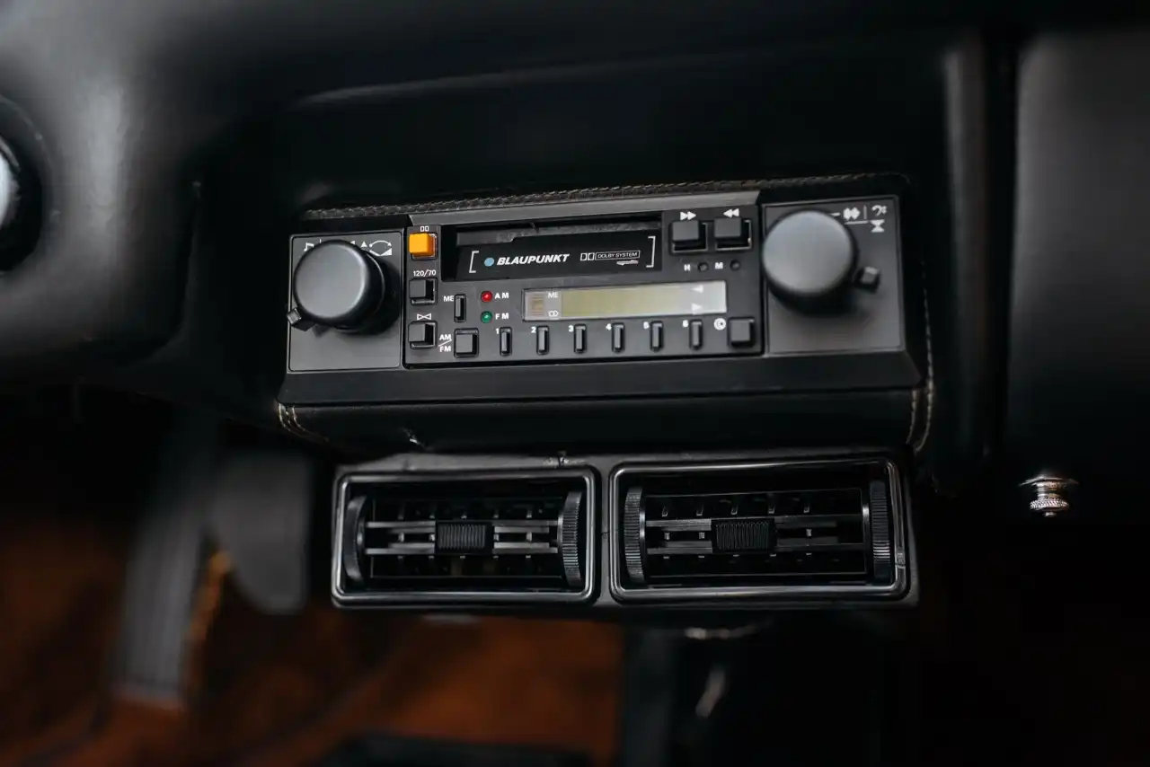 1977 Ferrari 308 GTB - Image 12