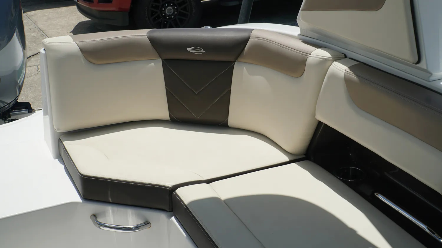 2019 Chaparral 250 Suncoast - Image 15