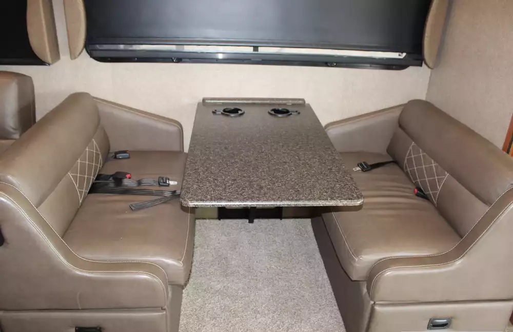 2018 Fleetwood Bounder 36D - Image 8