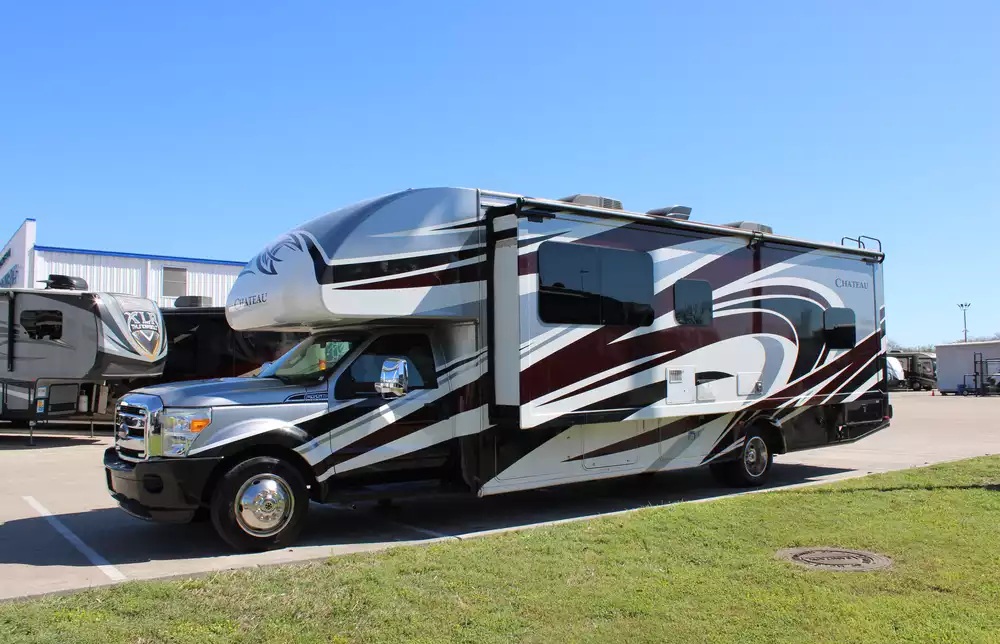 2017 Thor Chateau Super C 35SF