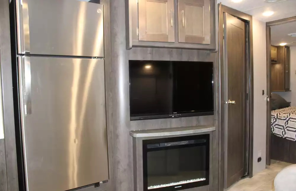 2022 Forest River Coachmen Encore 325SS - Image 50