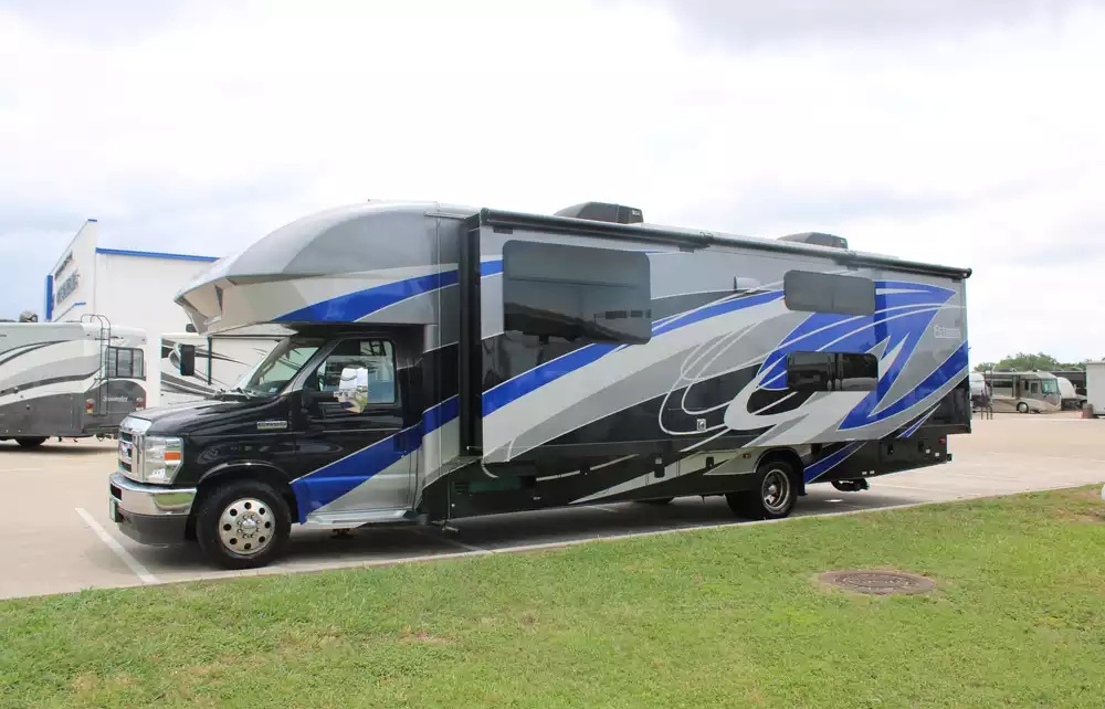 2021 Entegra Coach Esteem 31F - Image 2