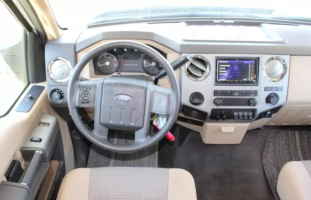 2017 Thor Chateau Super C 35SF - Image 47