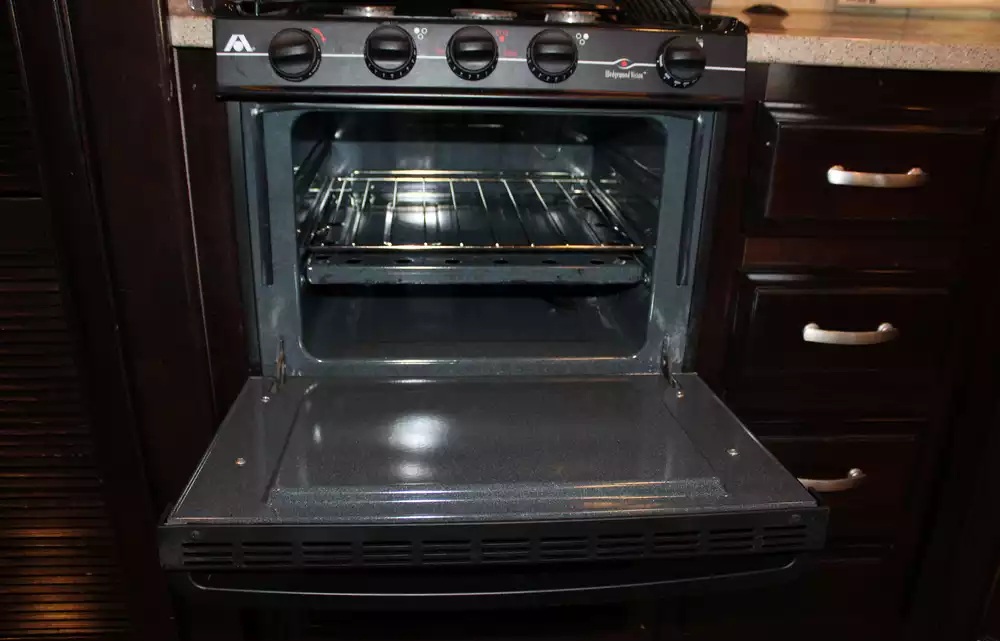 2017 Thor Chateau Super C 35SF - Image 49