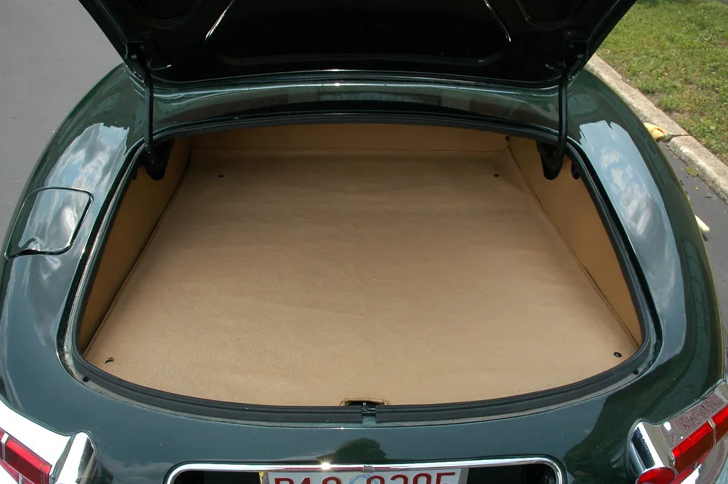 1968 Jaguar E-type 4.2 Roadster Series 1.5 - Image 37